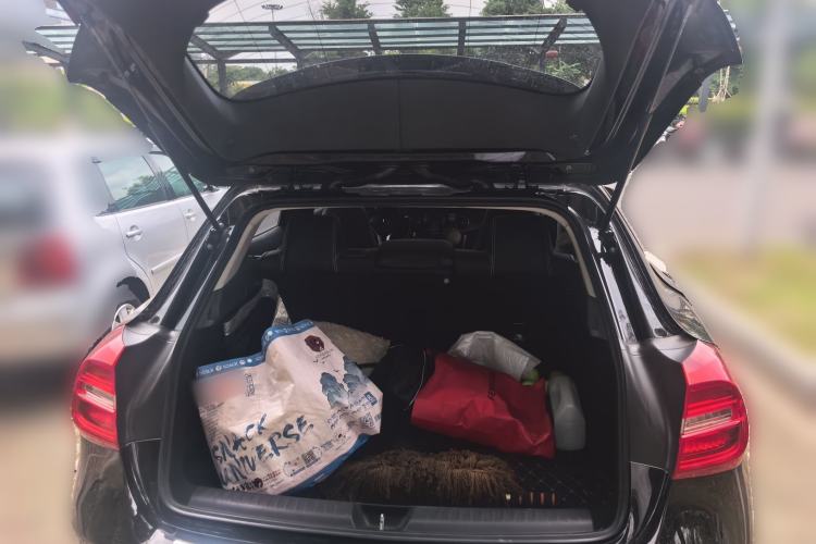 Used Mercedes-Benz GLA 2016 GLA 200 Fashion Model Trunk