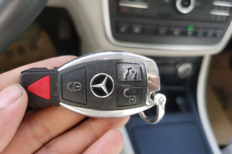 Used Mercedes-Benz GLA 2016 GLA 220 4MATIC Fashion Edition Vehicle Key