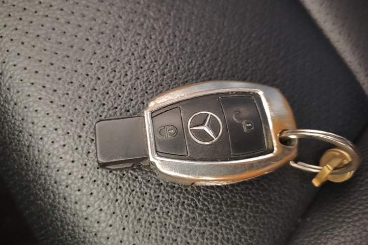 Used Mercedes-Benz GLA 2016 GLA 200 Fashion Model Vehicle Key