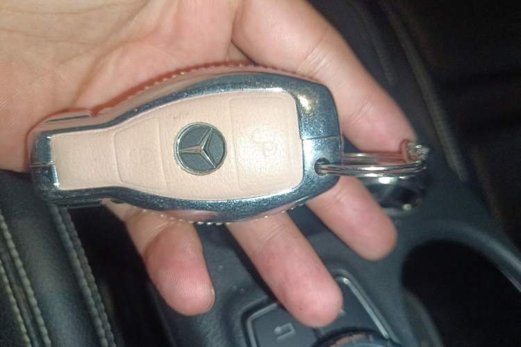 Used Mercedes-Benz GLA 2016 GLA 200 Fashion Model Vehicle Key