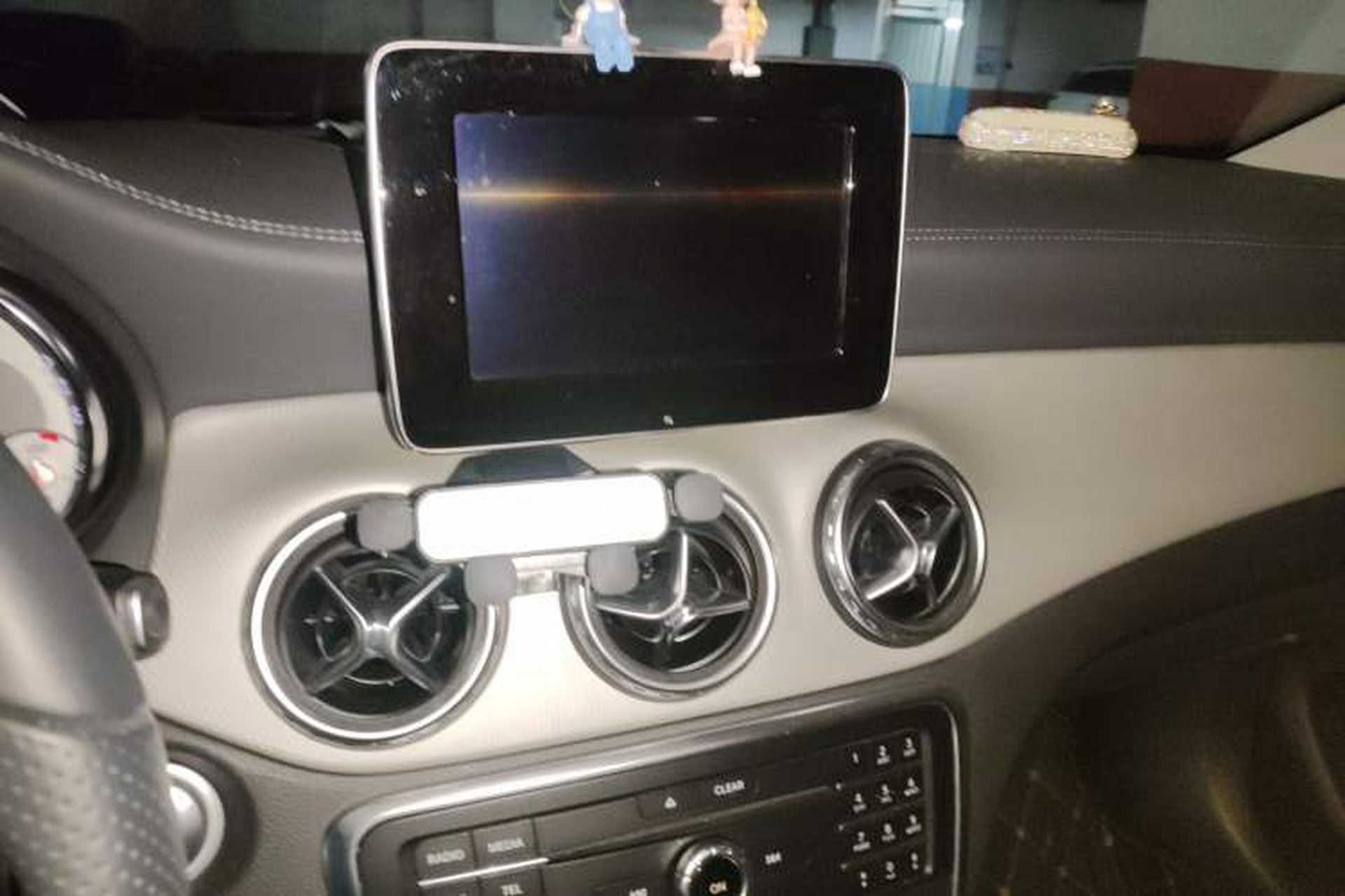 Used Mercedes-Benz GLA 2016 GLA 200 Fashion Model Audio And AC Panel