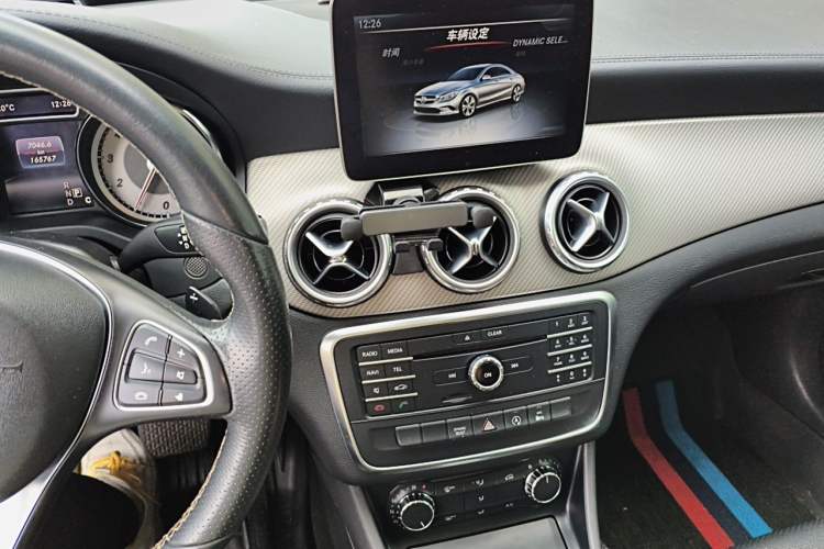 Used Mercedes-Benz GLA 2016 GLA 200 Fashion Model Audio And AC Panel