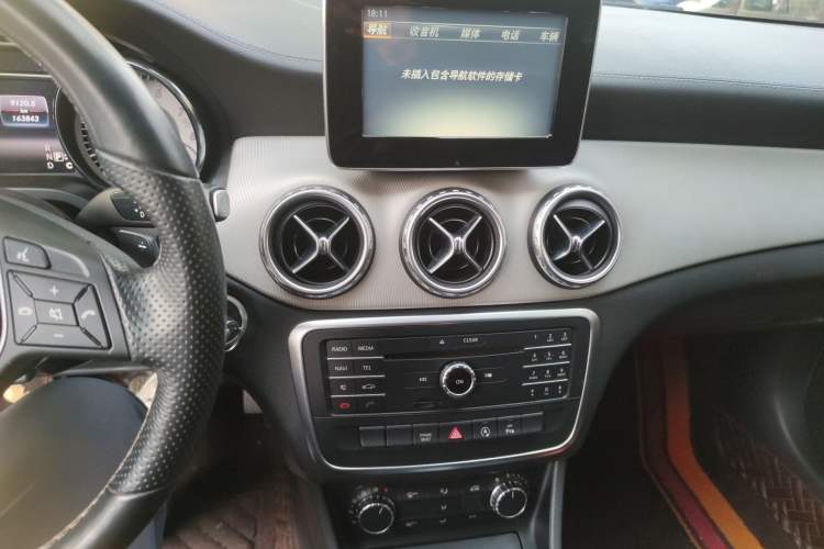 Used Mercedes-Benz GLA 2016 GLA 200 Fashion Model Audio And AC Panel