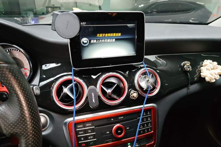 Used Mercedes-Benz GLA 2016 GLA 200 Sport Edition Audio And AC Panel