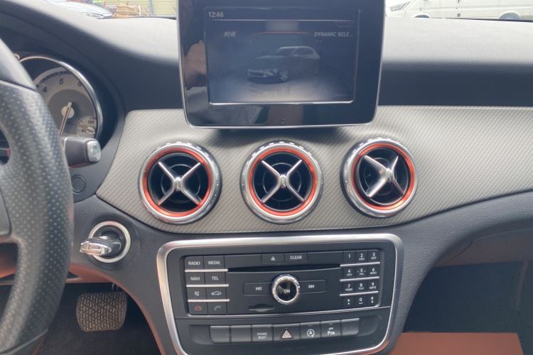 Used Mercedes-Benz GLA 2016 GLA 200 Sport Edition Audio And AC Panel