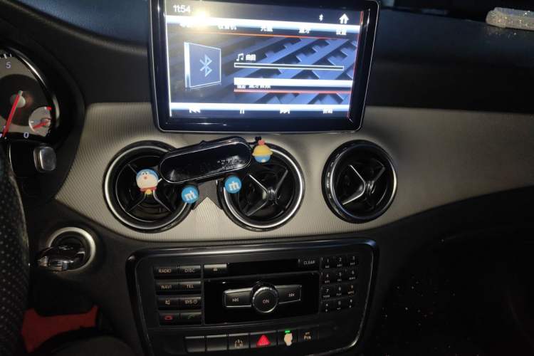 Used Mercedes-Benz GLA 2016 GLA 200 Sport Edition Audio And AC Panel