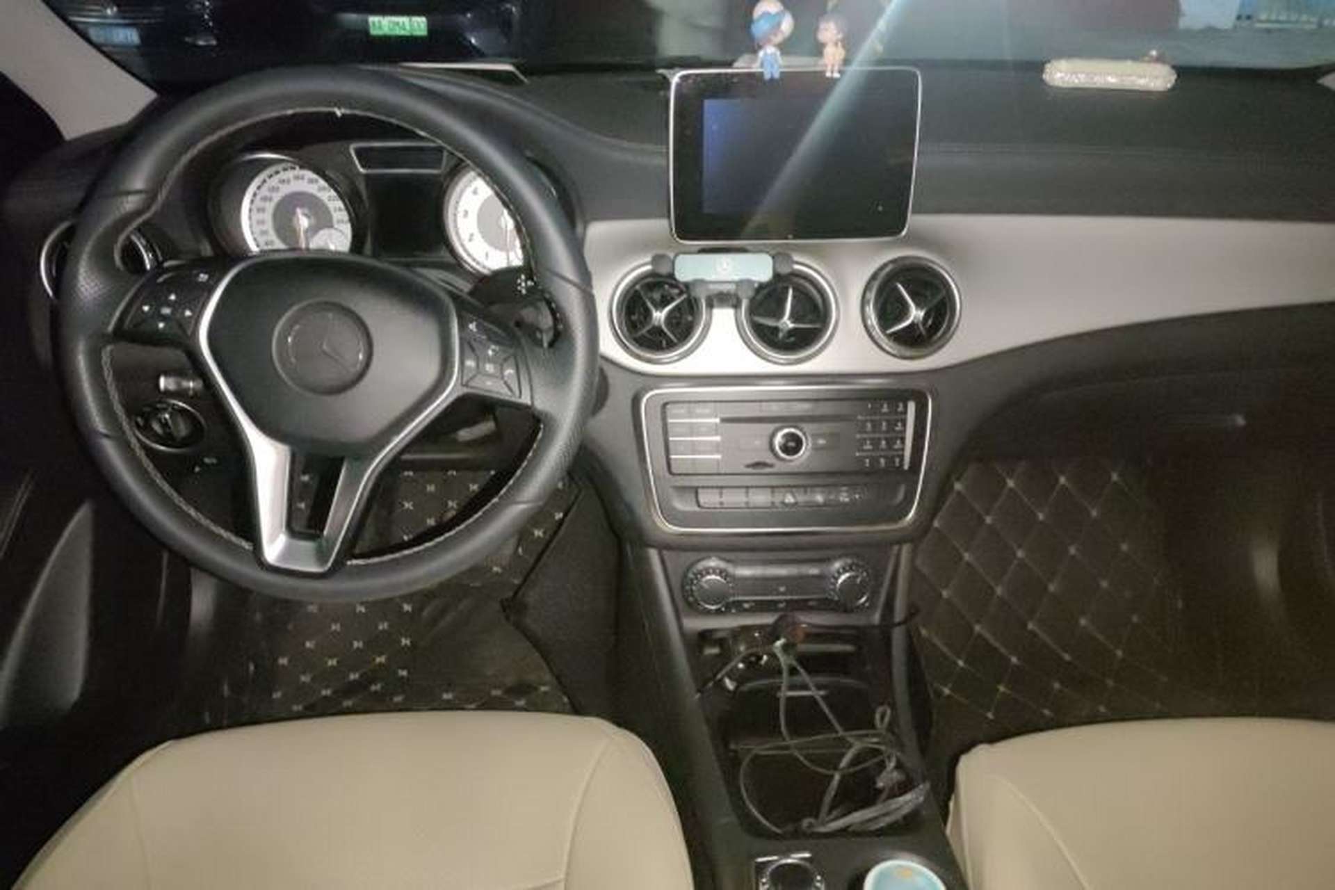 Used Mercedes-Benz GLA 2016 GLA 200 Fashion Model Center Console