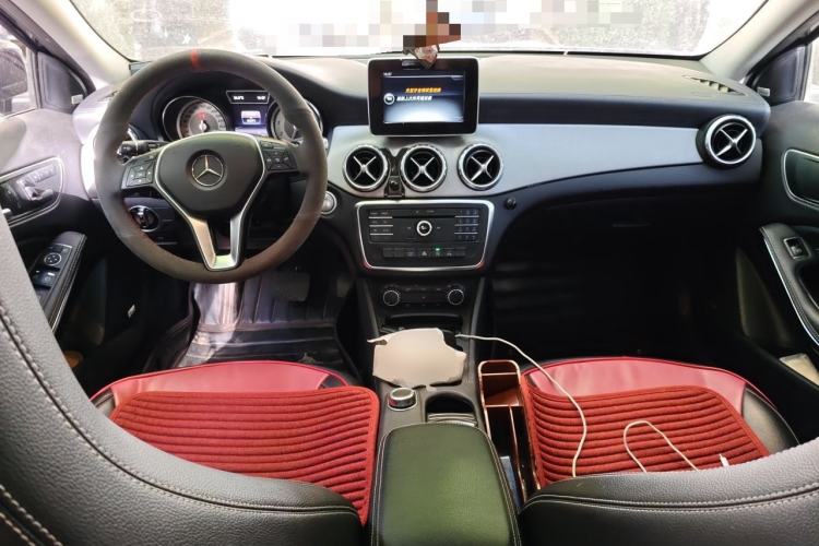 Used Mercedes-Benz GLA 2016 GLA 200 Fashion Model Center Console