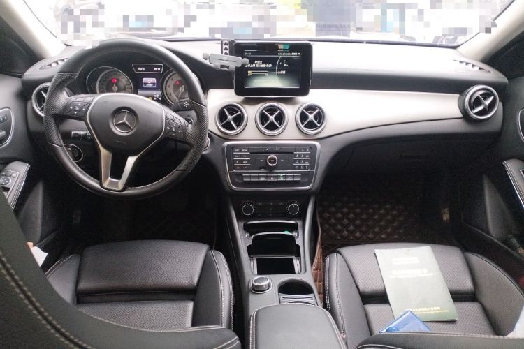 Used Mercedes-Benz GLA 2016 GLA 200 Fashion Model Center Console
