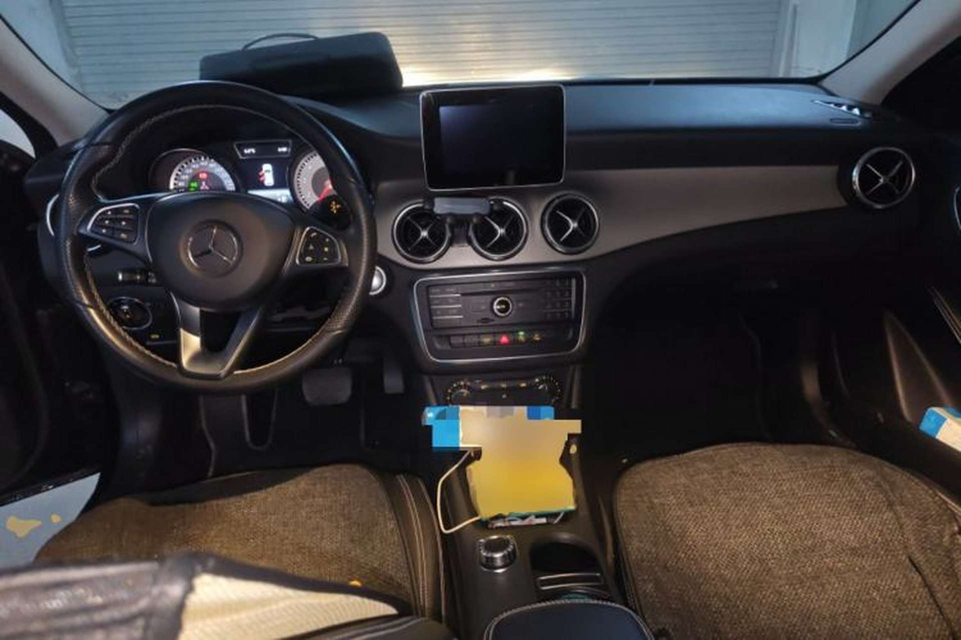 Used Mercedes-Benz GLA 2016 GLA 200 Sport Edition Center Console