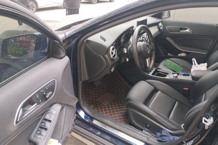 Used Mercedes-Benz GLA 2016 GLA 200 Fashion Model Driver Seat
