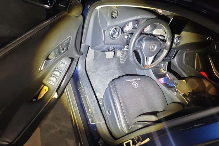 Used Mercedes-Benz GLA 2016 GLA 200 Fashion Model Driver Seat
