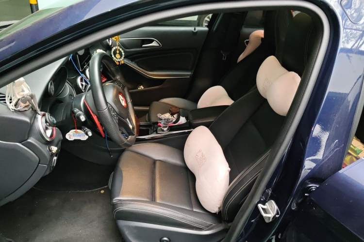 Used Mercedes-Benz GLA 2016 GLA 200 Sport Edition Driver Seat