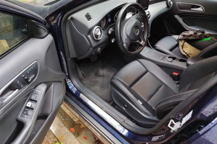 Used Mercedes-Benz GLA 2016 GLA 200 Fashion Model Driver Seat