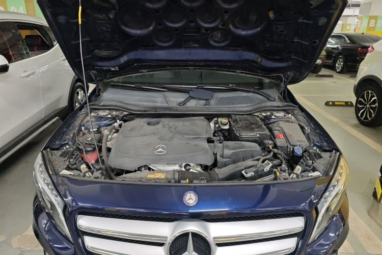 Used Mercedes-Benz GLA 2016 GLA 200 Fashion Model Engine Bay