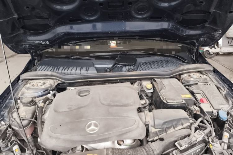 Used Mercedes-Benz GLA 2016 GLA 200 Fashion Model Engine Bay