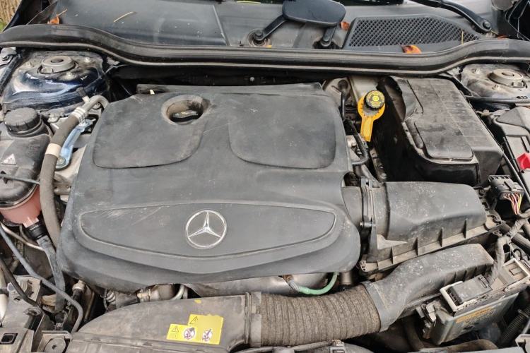 Used Mercedes-Benz GLA 2016 GLA 200 Fashion Model Engine Bay