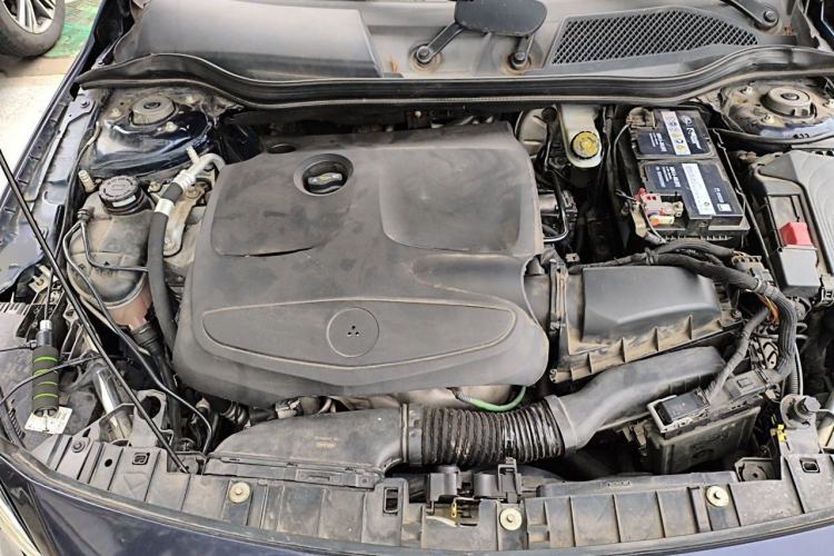 Used Mercedes-Benz GLA 2016 GLA 200 Fashion Model Engine Bay