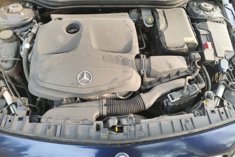 Used Mercedes-Benz GLA 2016 GLA 200 Fashion Model Engine Bay