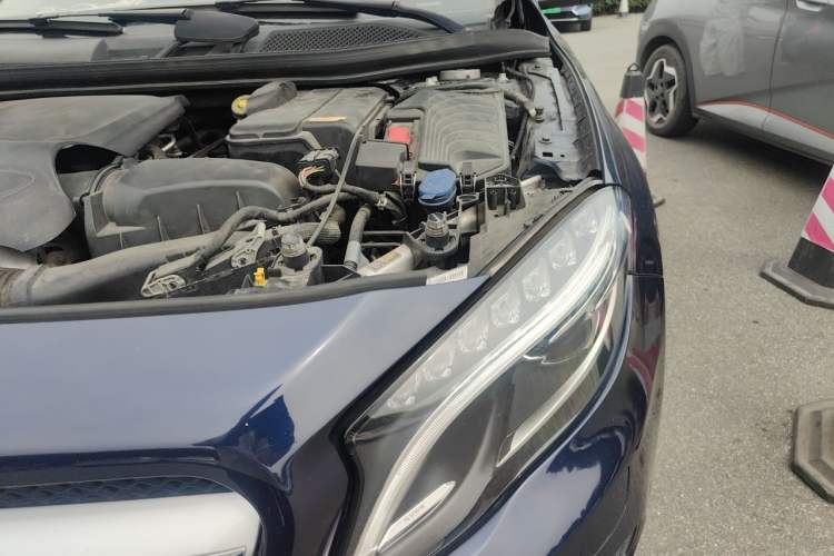 Used Mercedes-Benz GLA 2016 GLA 220 4MATIC Fashion Edition Engine Bay Left
