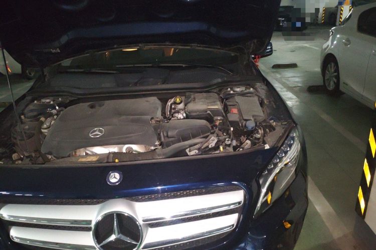 Used Mercedes-Benz GLA 2016 GLA 200 Fashion Model Engine Bay Left