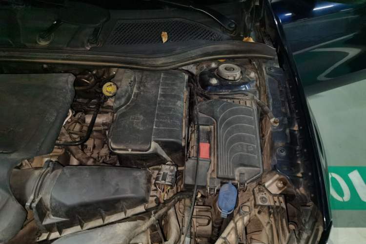 Used Mercedes-Benz GLA 2016 GLA 200 Sport Edition Engine Bay Left
