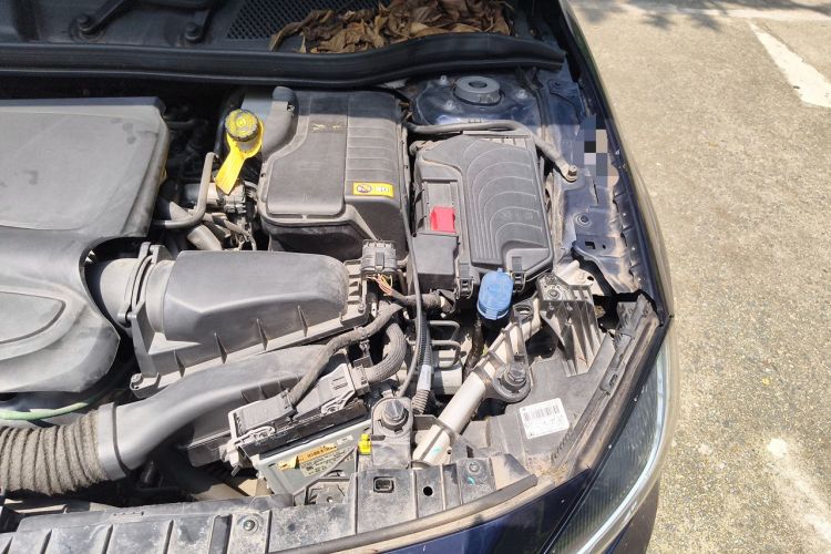 Used Mercedes-Benz GLA 2016 GLA 200 Sport Edition Engine Bay Left