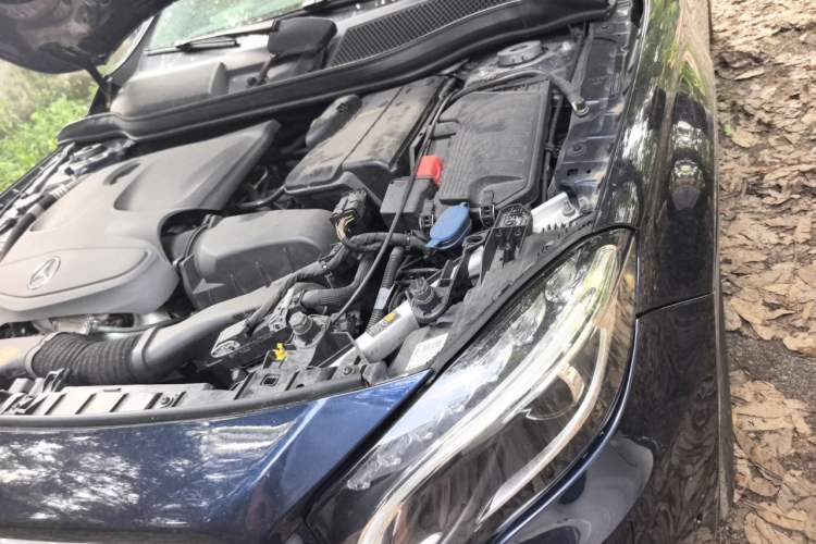 Used Mercedes-Benz GLA 2016 GLA 200 Fashion Model Engine Bay Left