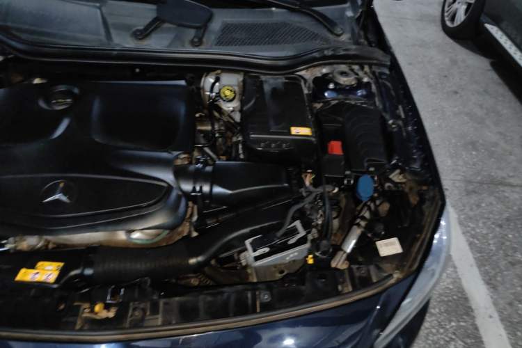 Used Mercedes-Benz GLA 2016 GLA 200 Sport Edition Engine Bay Left