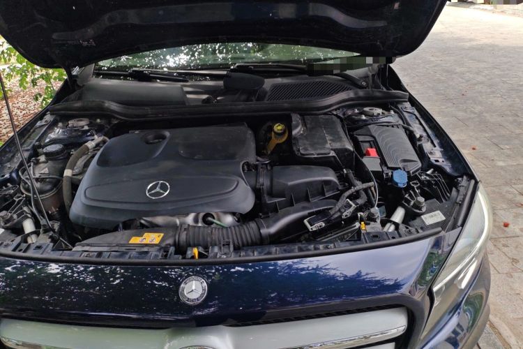 Used Mercedes-Benz GLA 2016 GLA 200 Sport Edition Engine Bay Left