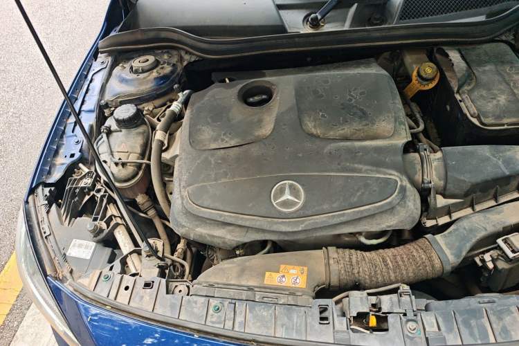 Used Mercedes-Benz GLA 2016 GLA 200 Sport Edition Engine Bay Right