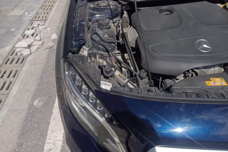 Used Mercedes-Benz GLA 2016 GLA 200 Fashion Model Engine Bay Right