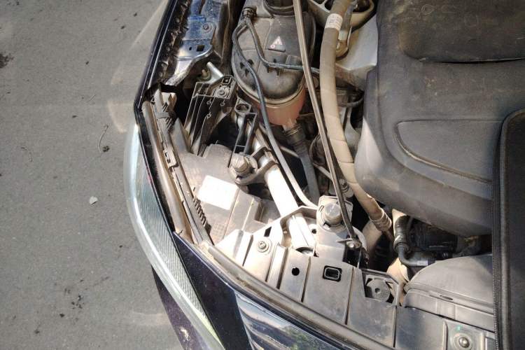Used Mercedes-Benz GLA 2016 GLA 200 Sport Edition Engine Bay Right