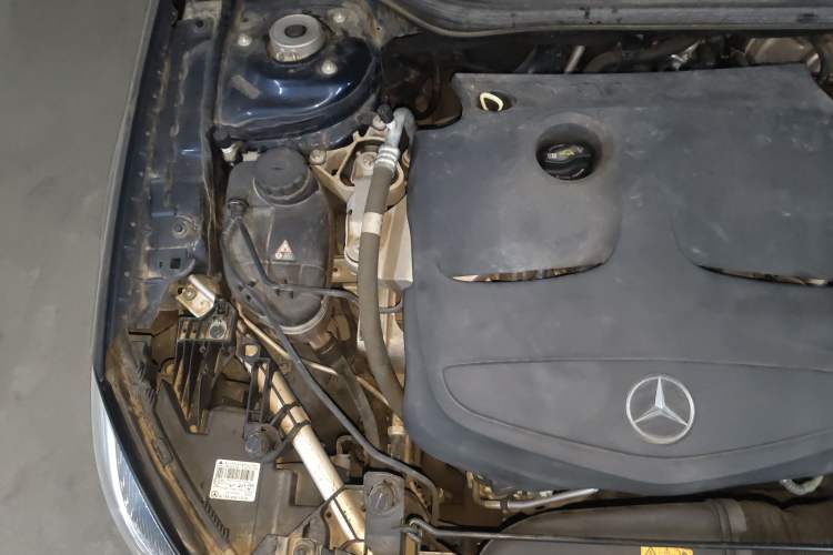 Used Mercedes-Benz GLA 2016 GLA 200 Sport Edition Engine Bay Right