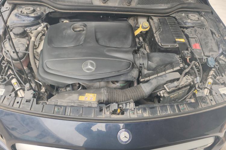 Used Mercedes-Benz GLA 2016 GLA 200 Fashion Model Engine Bay