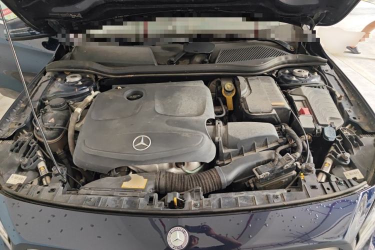Used Mercedes-Benz GLA 2016 GLA 200 Fashion Model Engine Bay