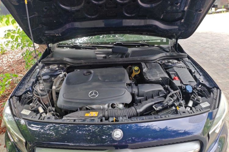 Used Mercedes-Benz GLA 2016 GLA 200 Sport Edition Engine Bay