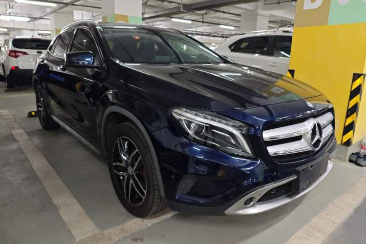 Used Mercedes-Benz GLA 2016 GLA 200 Fashion Model Exterior 1