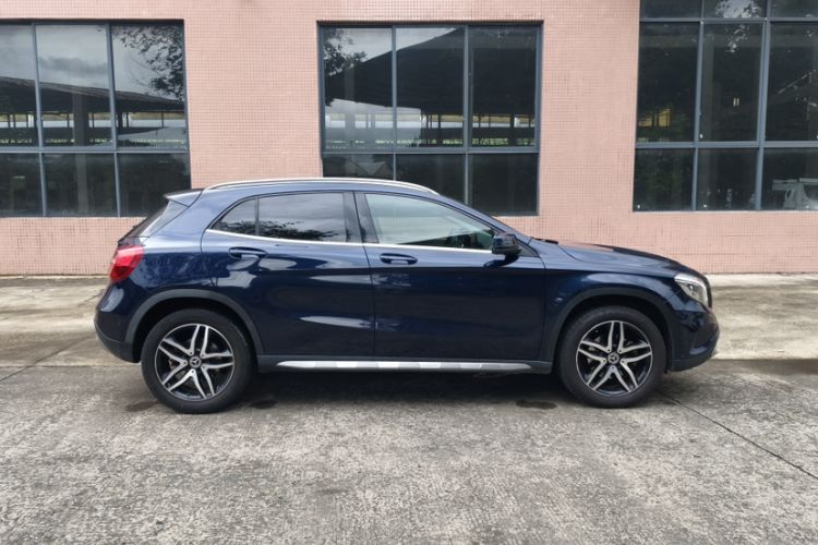 Used Mercedes-Benz GLA 2016 GLA 200 Fashion Model Exterior 1