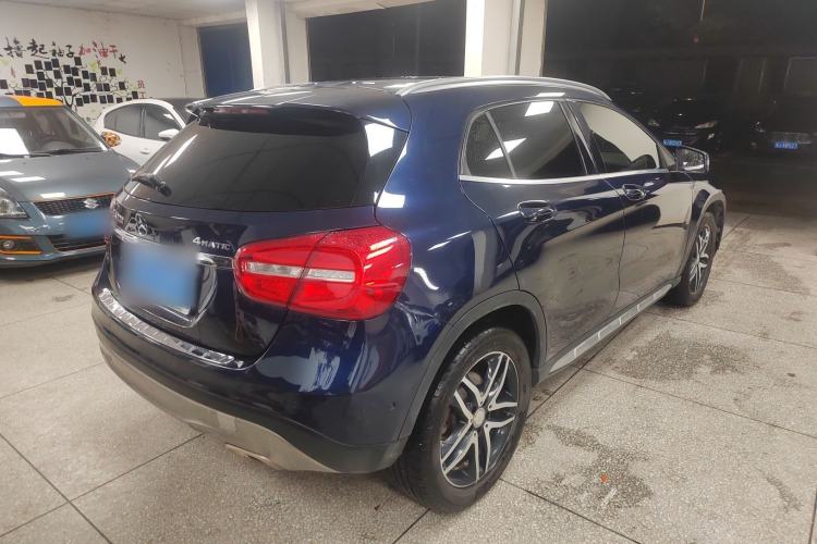 Used Mercedes-Benz GLA 2016 GLA 220 4MATIC Fashion Edition Exterior 5