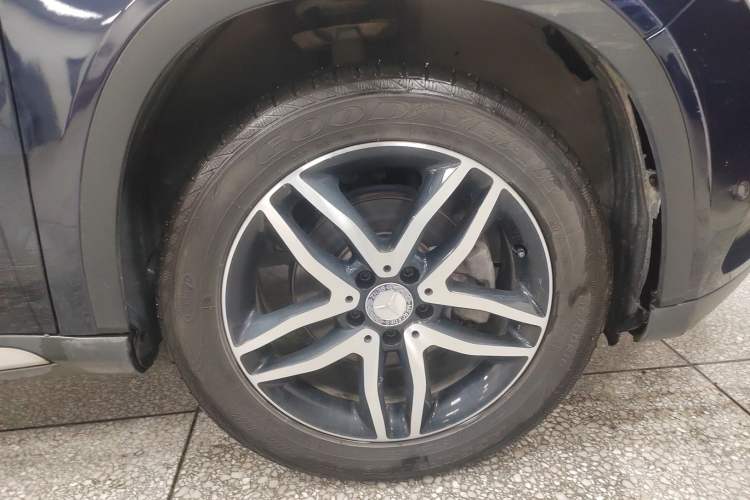 Used Mercedes-Benz GLA 2016 GLA 220 4MATIC Fashion Edition Exterior 8