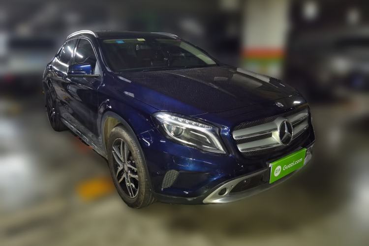 Used Mercedes-Benz GLA 2016 GLA 200 Fashion Model Front Right 45 Deg