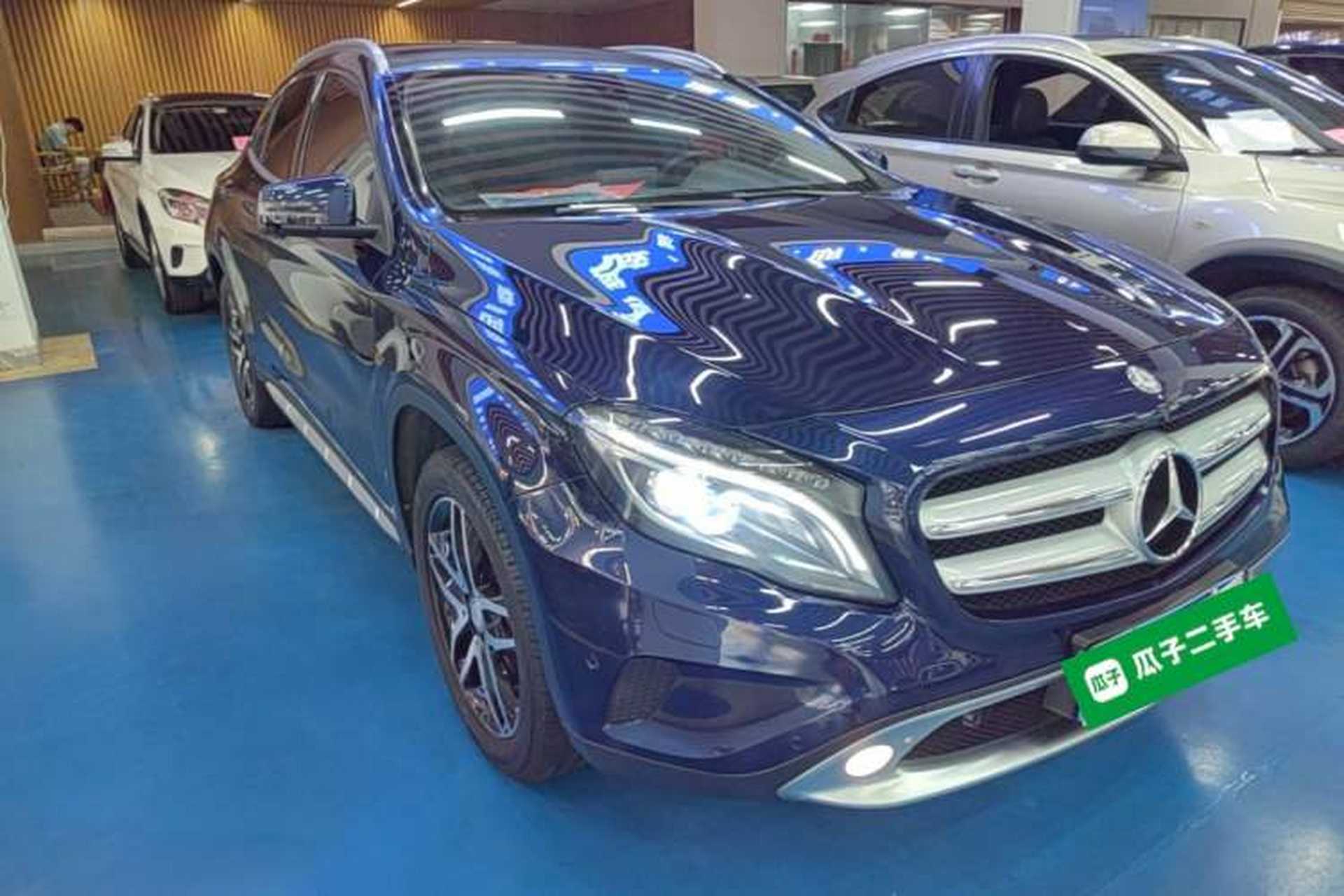 Used Mercedes-Benz GLA 2016 GLA 220 4MATIC Fashion Edition Front Right 45 Deg
