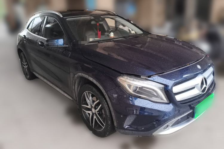 Used Mercedes-Benz GLA 2016 GLA 200 Fashion Model Front Right 45 Deg