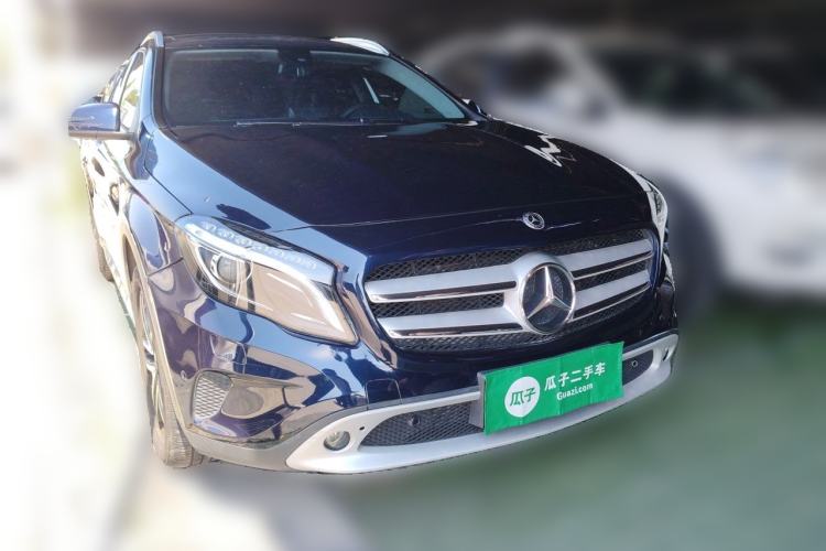 Used Mercedes-Benz GLA 2016 GLA 220 4MATIC Fashion Edition Front Right 45 Deg