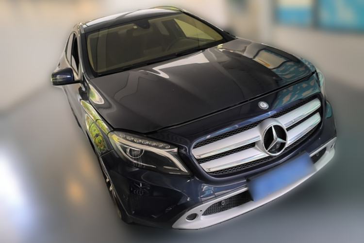Used Mercedes-Benz GLA 2016 GLA 220 4MATIC Fashion Edition Front Right 45 Deg