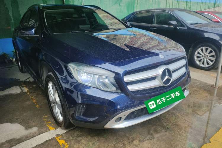 Used Mercedes-Benz GLA 2016 GLA 200 Sport Edition Front Right 45 Deg