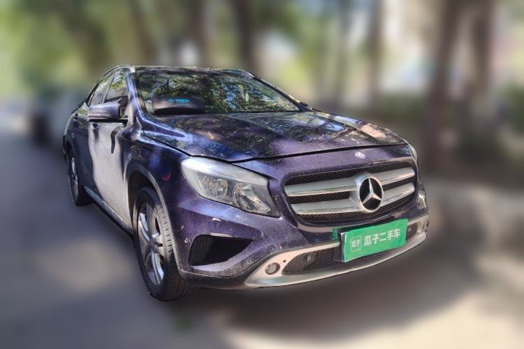 Used Mercedes-Benz GLA 2016 GLA 200 Sport Edition Front Right 45 Deg