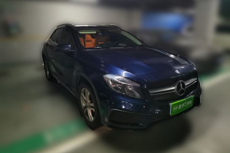 Used Mercedes-Benz GLA 2016 GLA 200 Sport Edition Front Right 45 Deg
