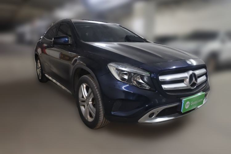 Used Mercedes-Benz GLA 2016 GLA 200 Sport Edition Front Right 45 Deg